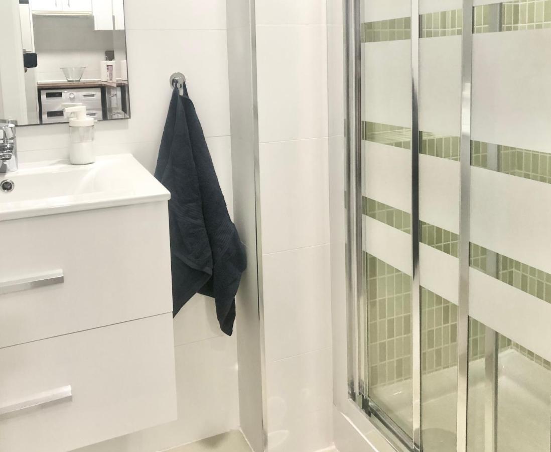 Varela Apartamentos B Малага Экстерьер фото
