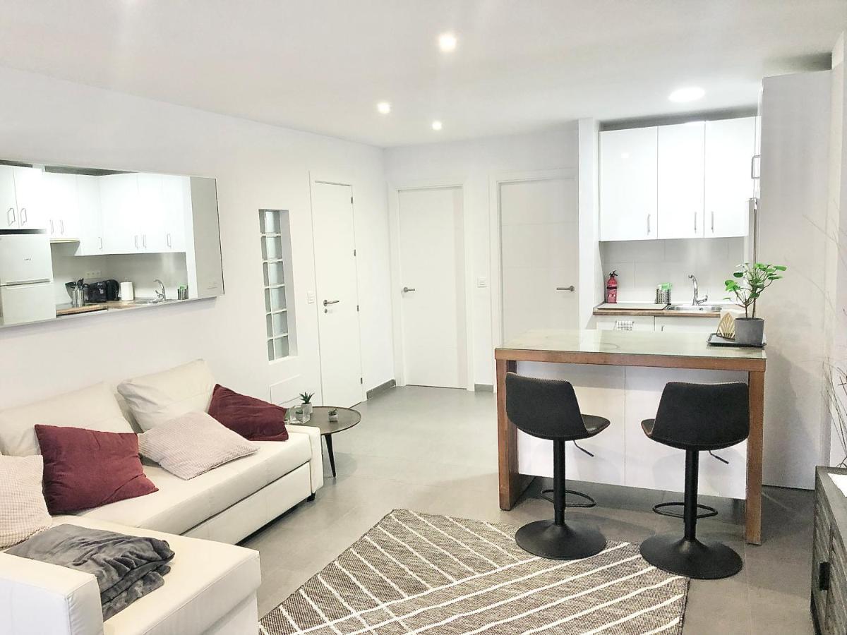 Varela Apartamentos B Малага Экстерьер фото