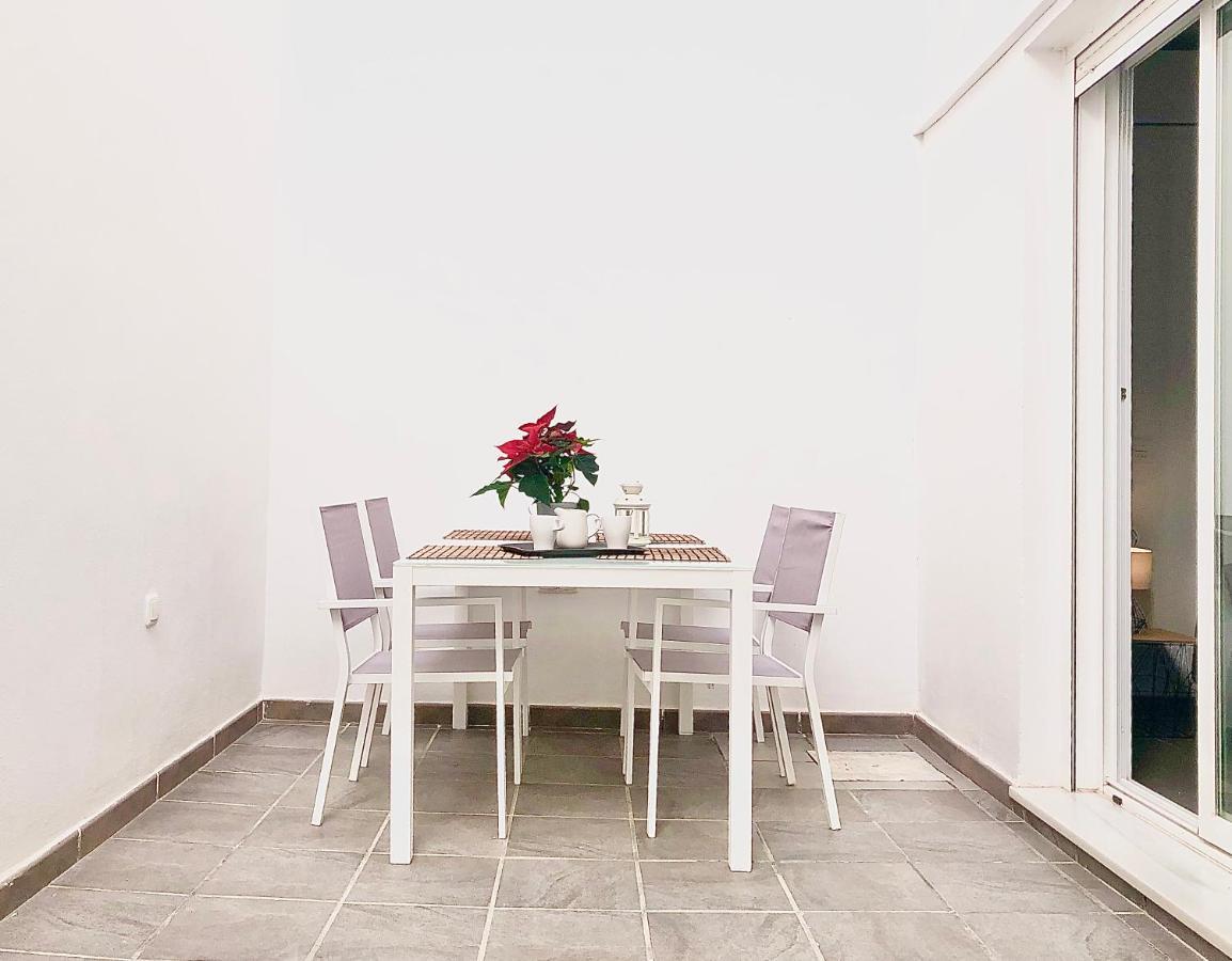 Varela Apartamentos B Малага Экстерьер фото