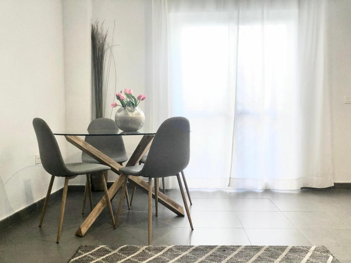 Varela Apartamentos B Малага Экстерьер фото